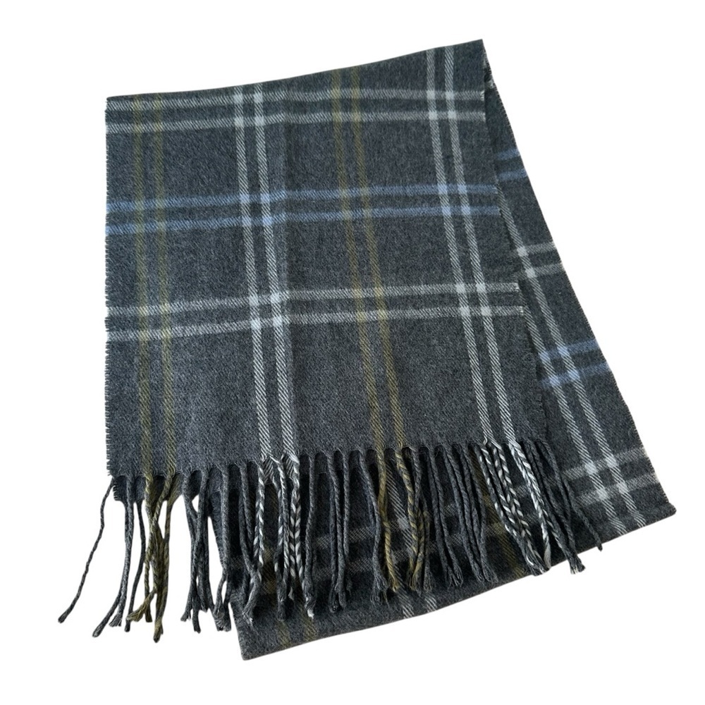 Cejon Made in Italy Soft Gray and White Plaid Scarf with Fringe